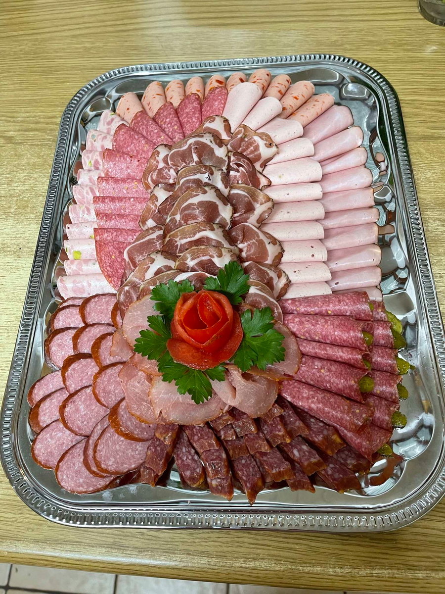 Wurstplatte der Metzgerei Hyna Fleisch- und Wurstwaren